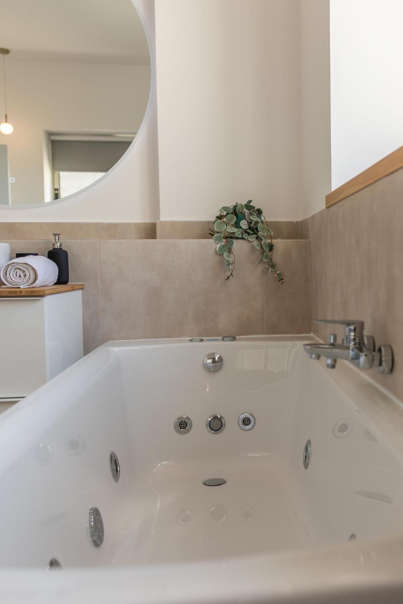 Rooms - Unique Staying In Paphos Centre Pokój zdjęcie